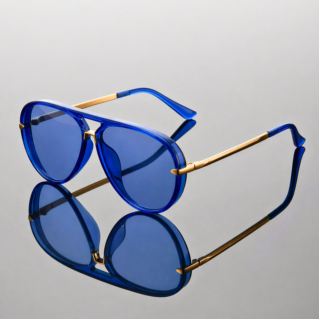 Ntlotleng | Bold Retro Aviator Sunglasses