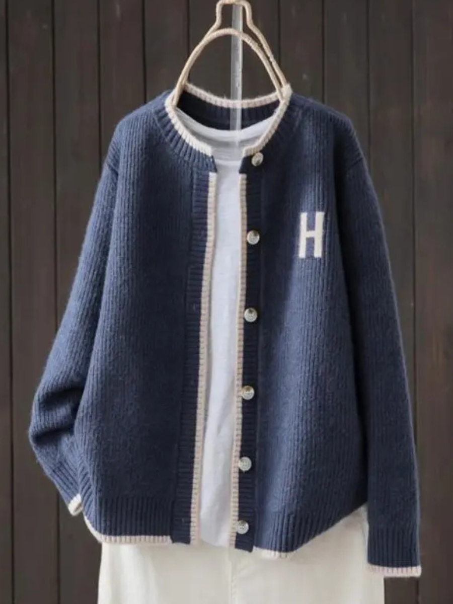 Hélène | Classic Button-Front Cardigan