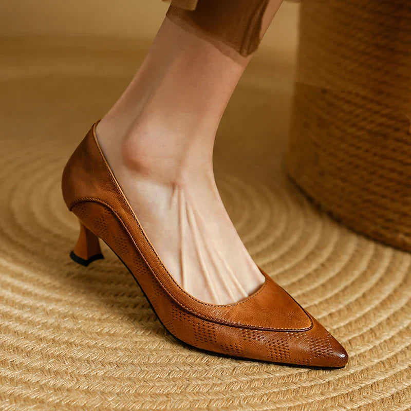 Hélène | Textured Mid-Heel Pumps