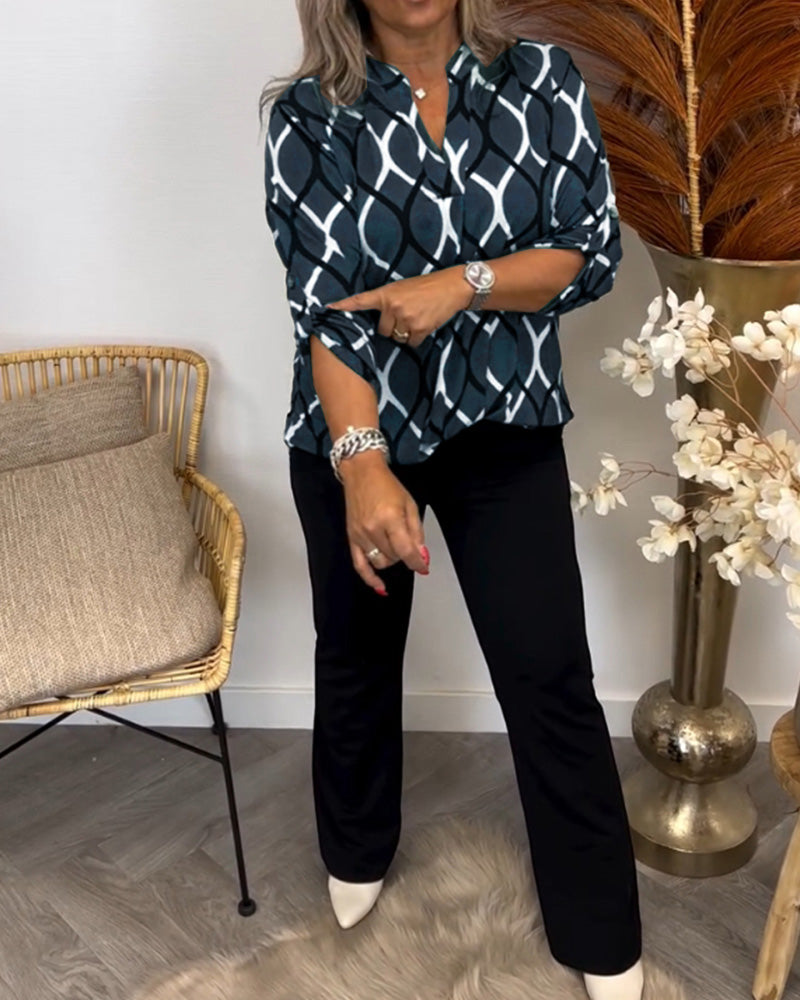 Gerda | Flattering Everyday Graphic Blouse