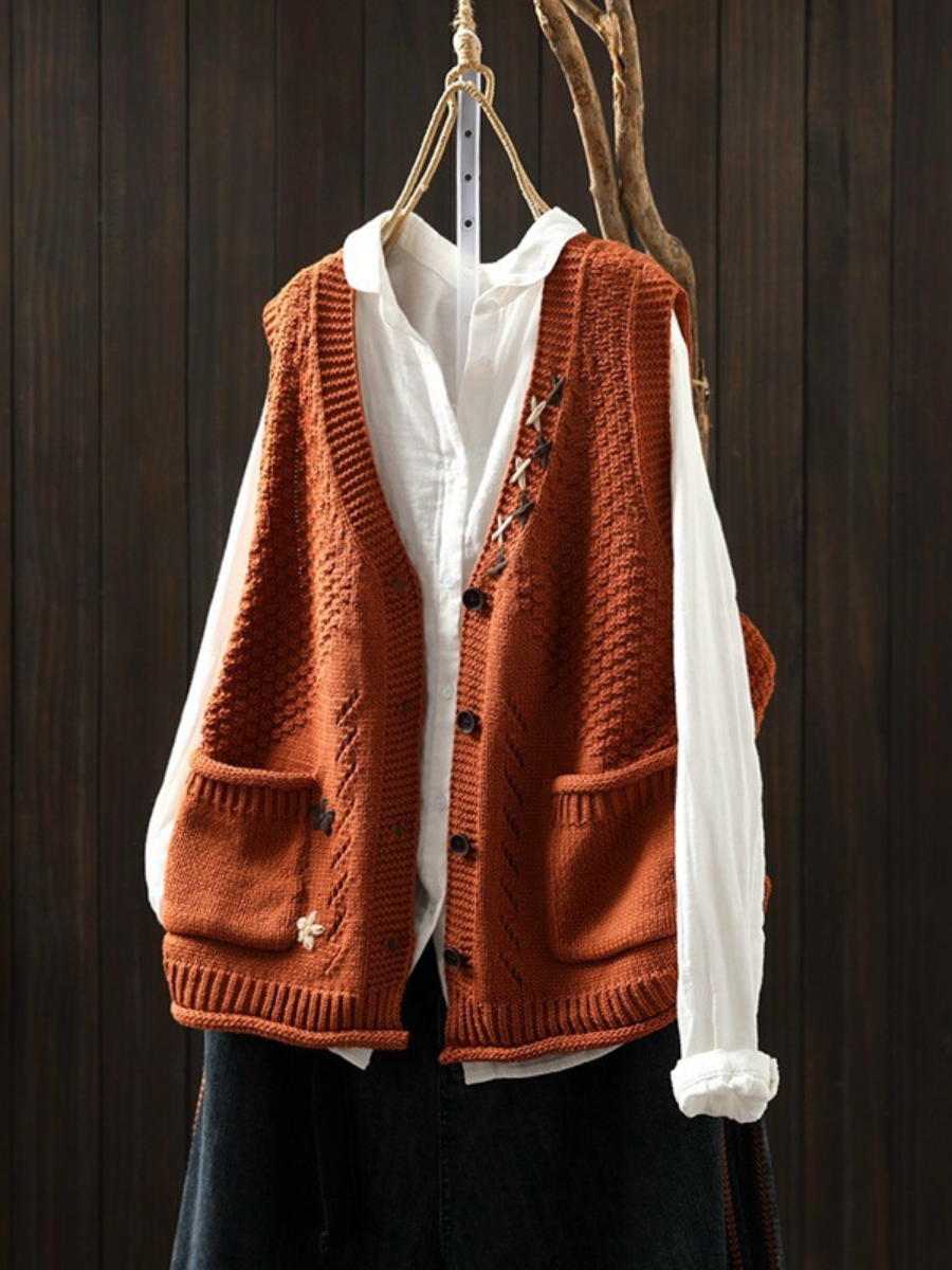 Cécile | Embroidered Knit Vest