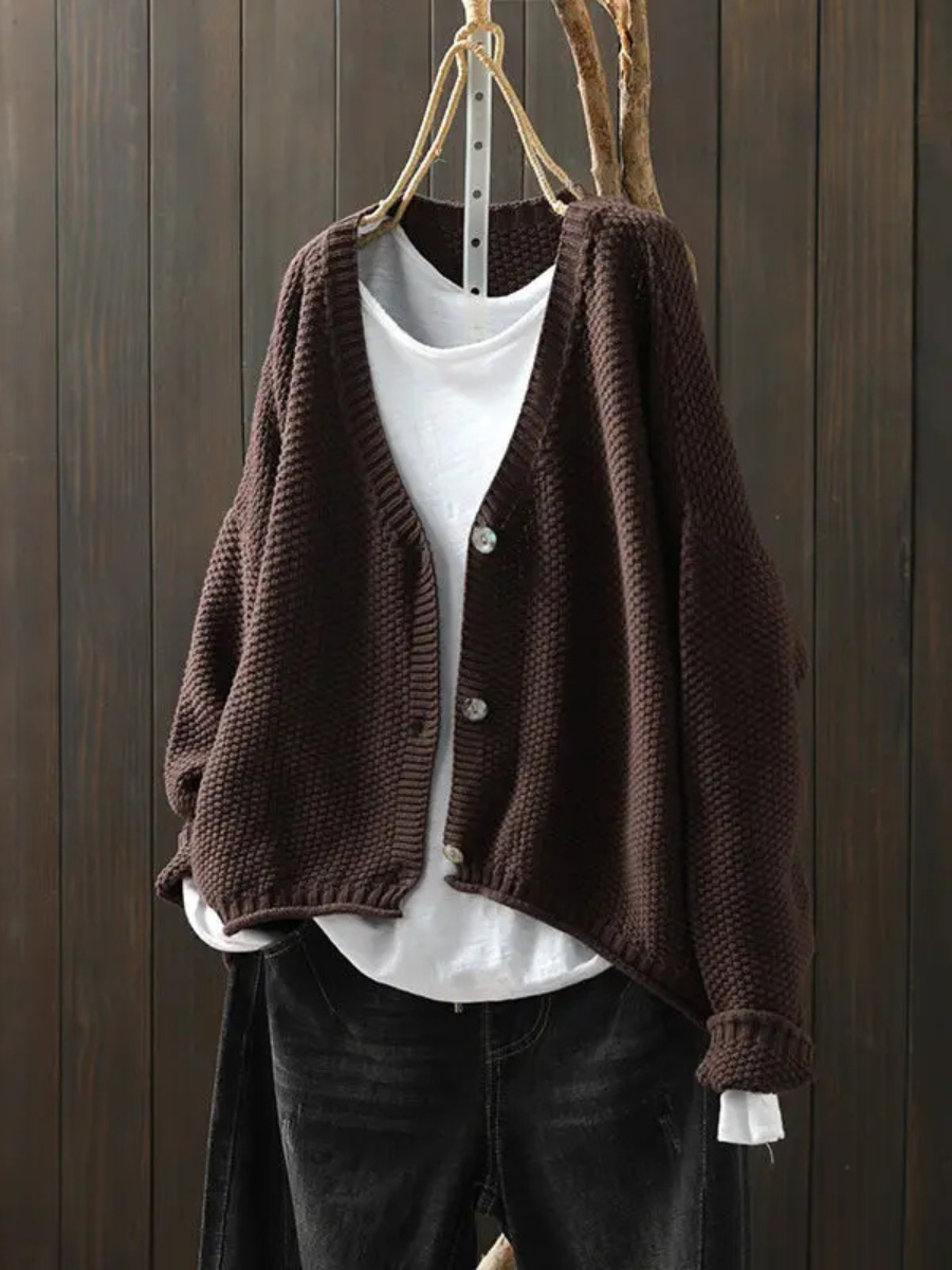 Émilie | Soft Knit V-Neck Cardigan