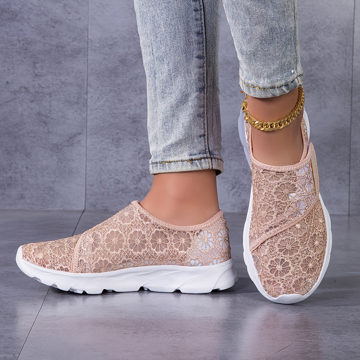 Gaelebale | Breathable Lightweight Walking Shoe