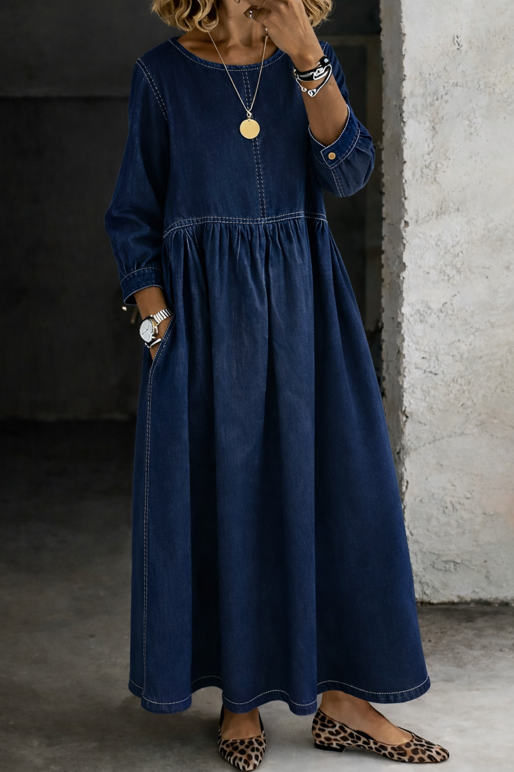 Noémie | Round Neck Long Sleeve Denim Dress