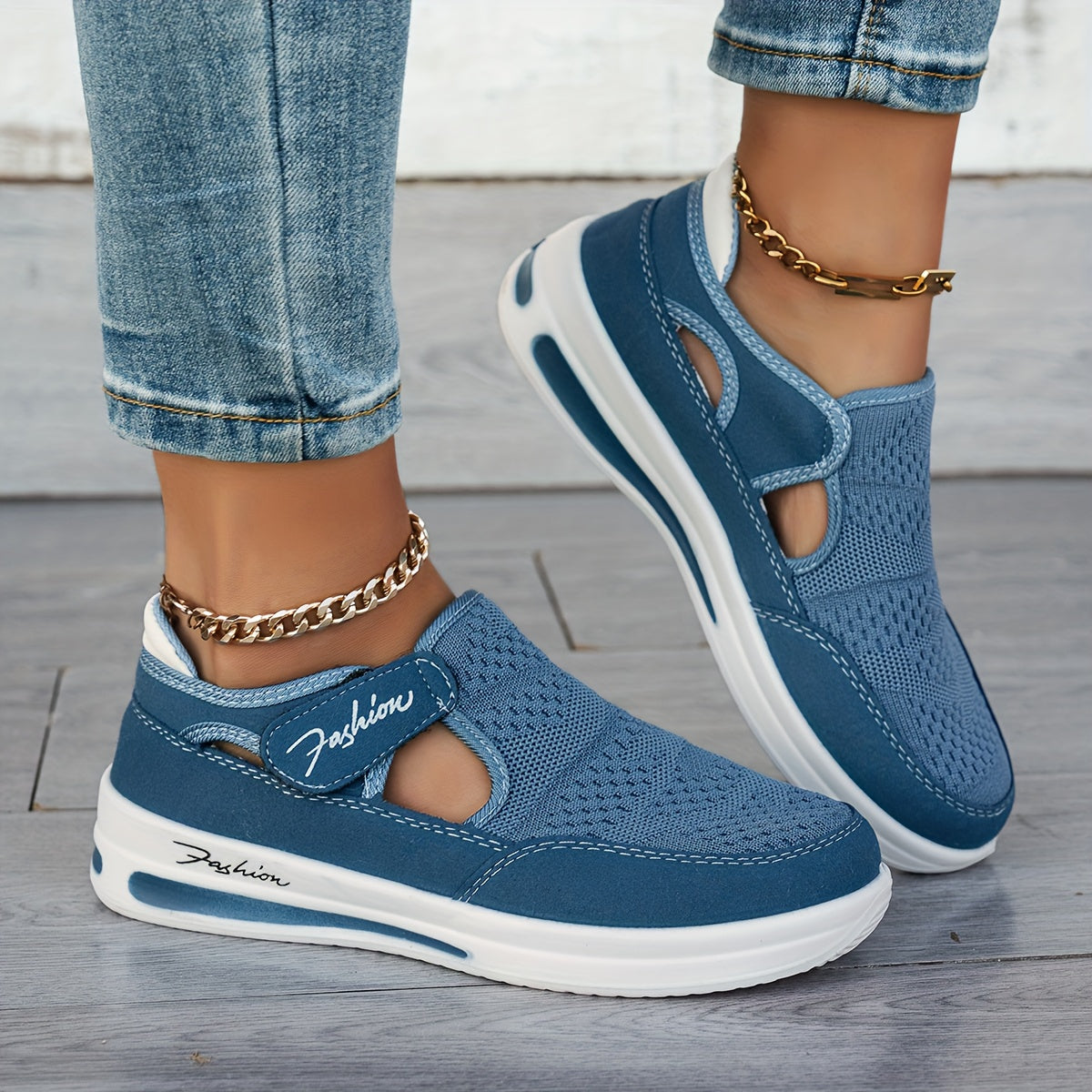Modirelo | Knit Slip-On Cushioned Sneaker