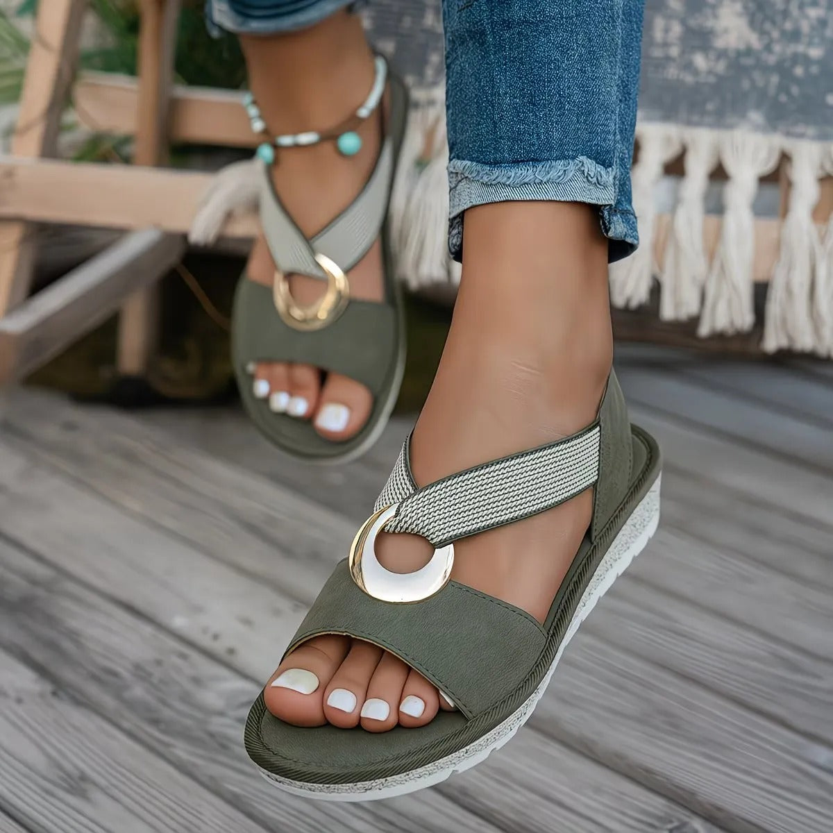 Ntswaki | Cushioned Buckle Flat Sandal