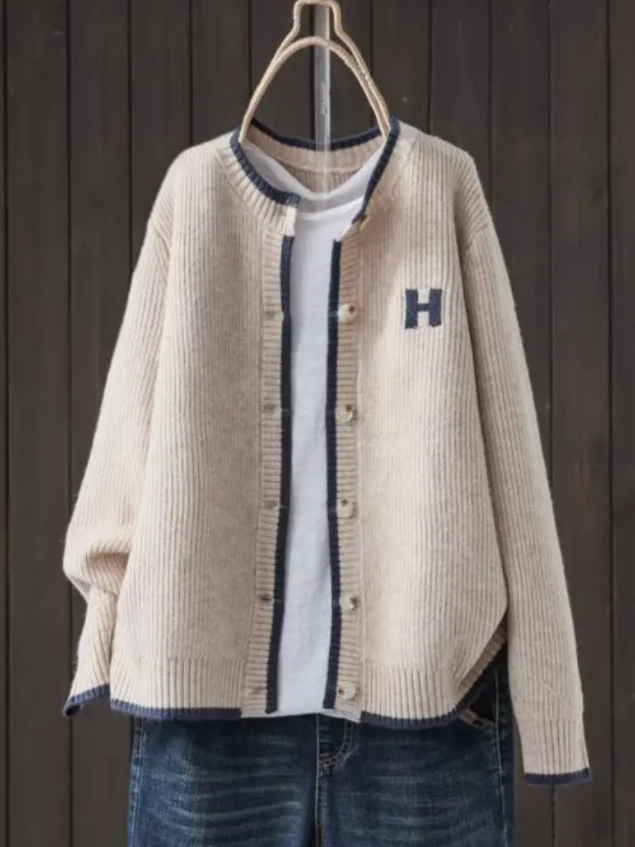 Hélène | Classic Button-Front Cardigan