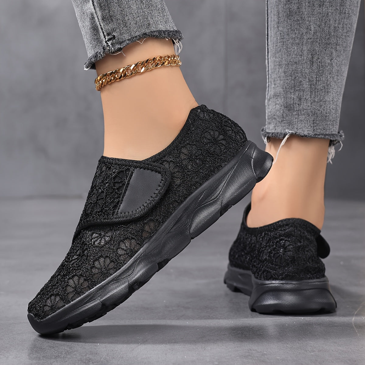 Gaelebale | Breathable Lightweight Walking Shoe