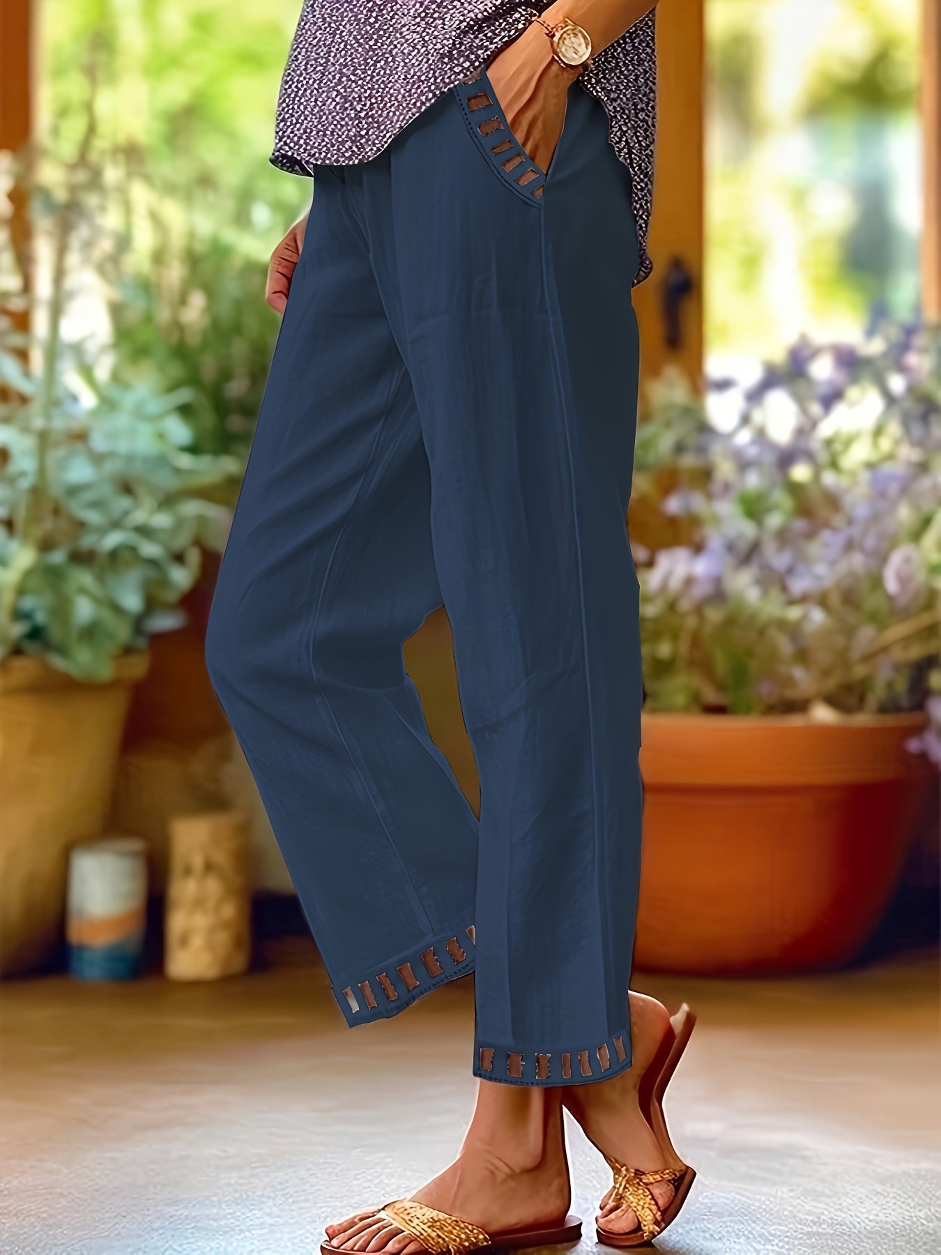 Valentina | Contrast Trim Cropped Pants