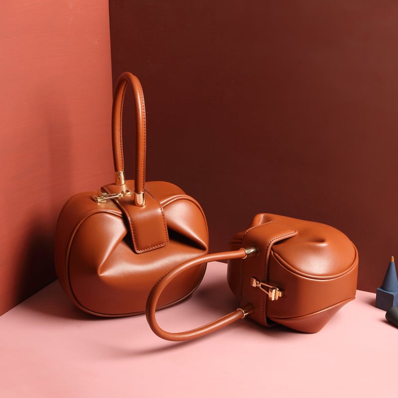 Nolubabalo | Sleek Leather Locking Closure Bag