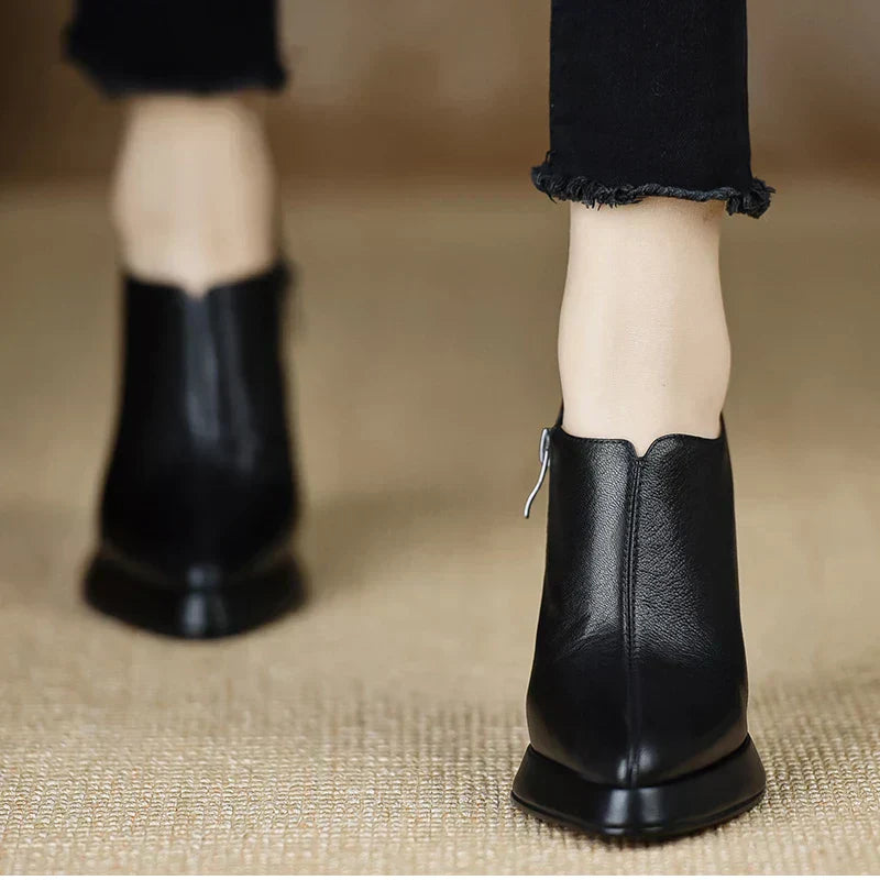 Béatrice | Flared Heel Leather Pumps