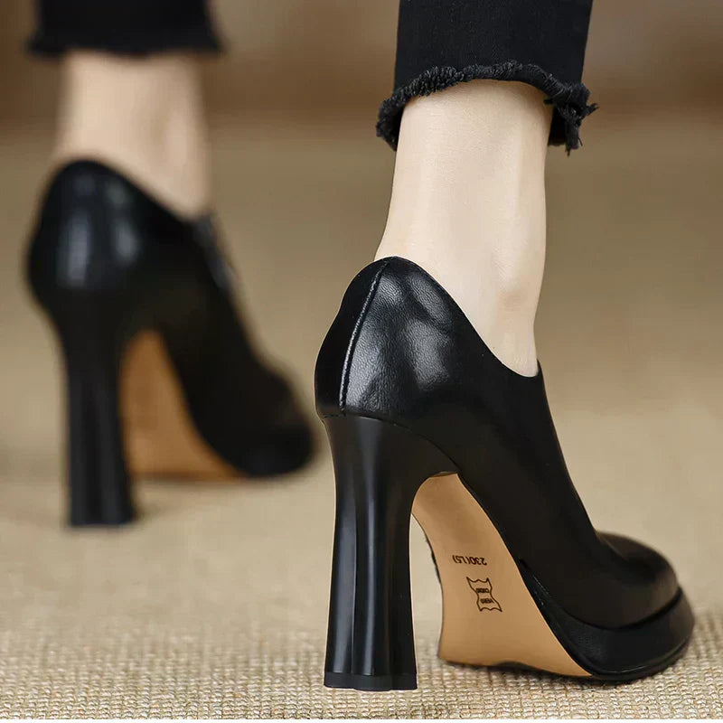 Béatrice | Flared Heel Leather Pumps