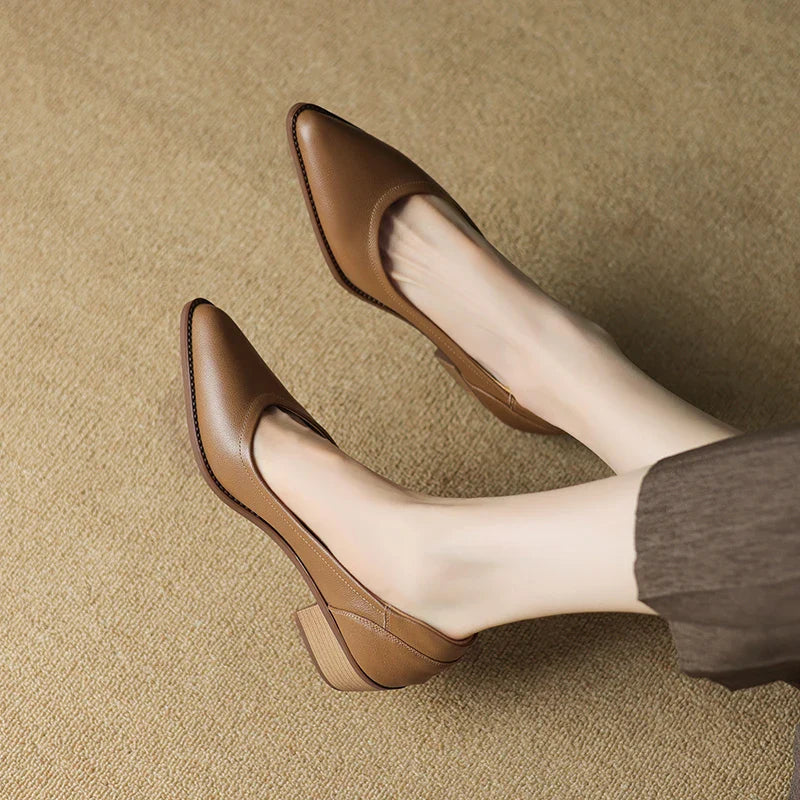 Valentina | Cushioned Mid-Heel Pumps