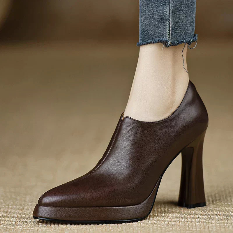 Béatrice | Flared Heel Leather Pumps