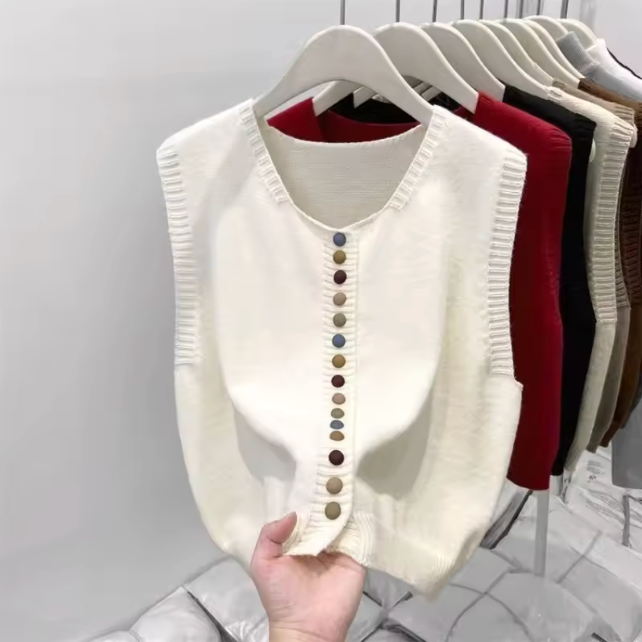 Estelle | Color-Button Knit Vest
