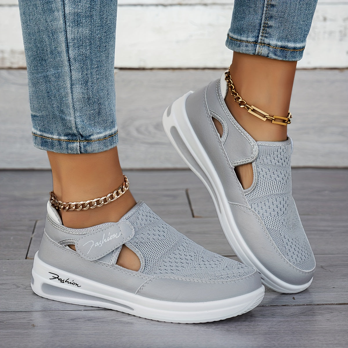 Modirelo | Knit Slip-On Cushioned Sneaker