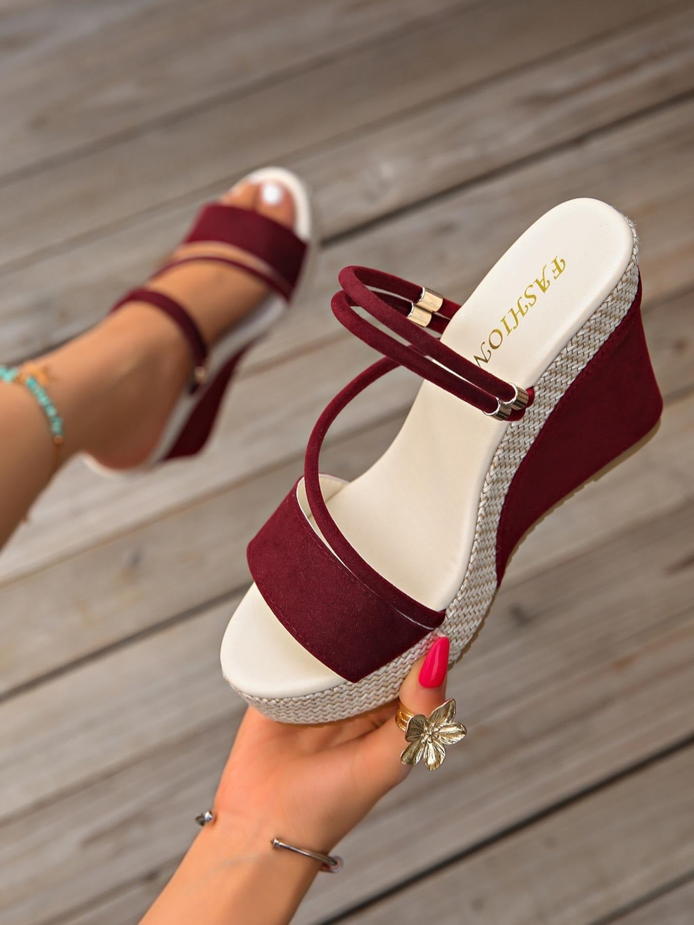Lungisa | Orthopedic Woven Wedge Sandal